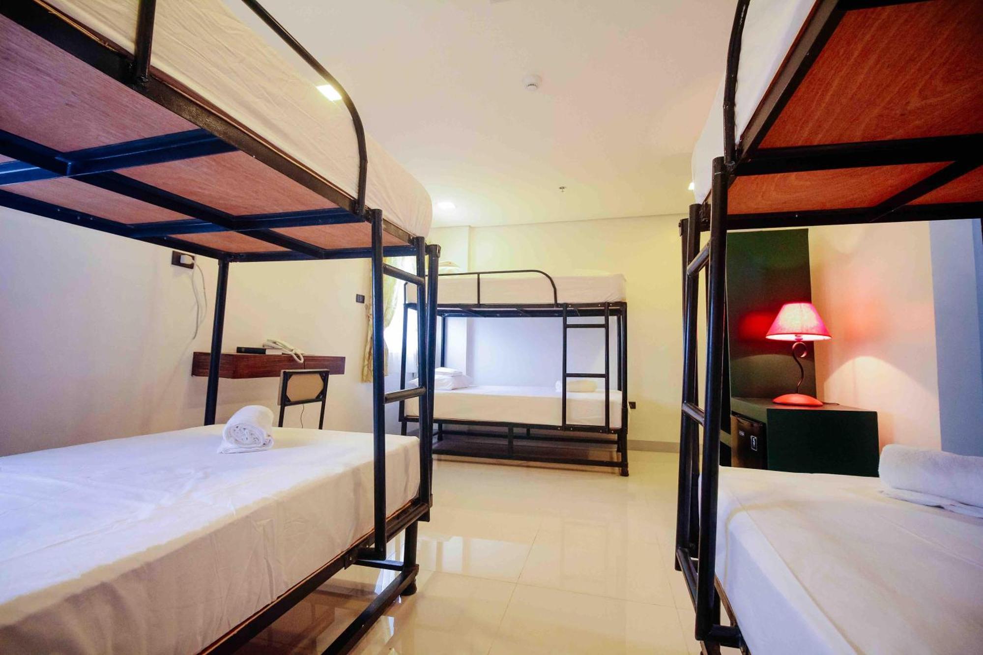 Belltower Csheli Suites Bantay - Виган Экстерьер фото