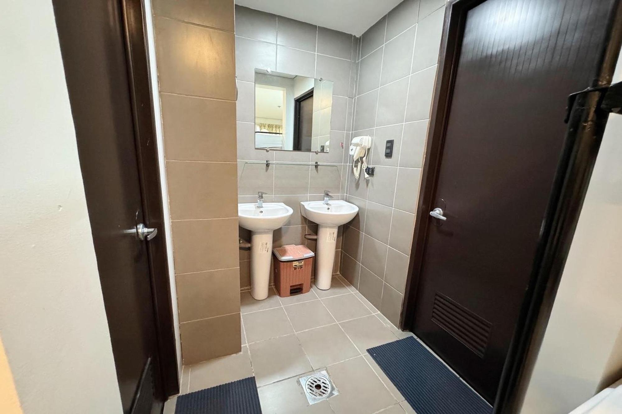 Belltower Csheli Suites Bantay - Виган Экстерьер фото